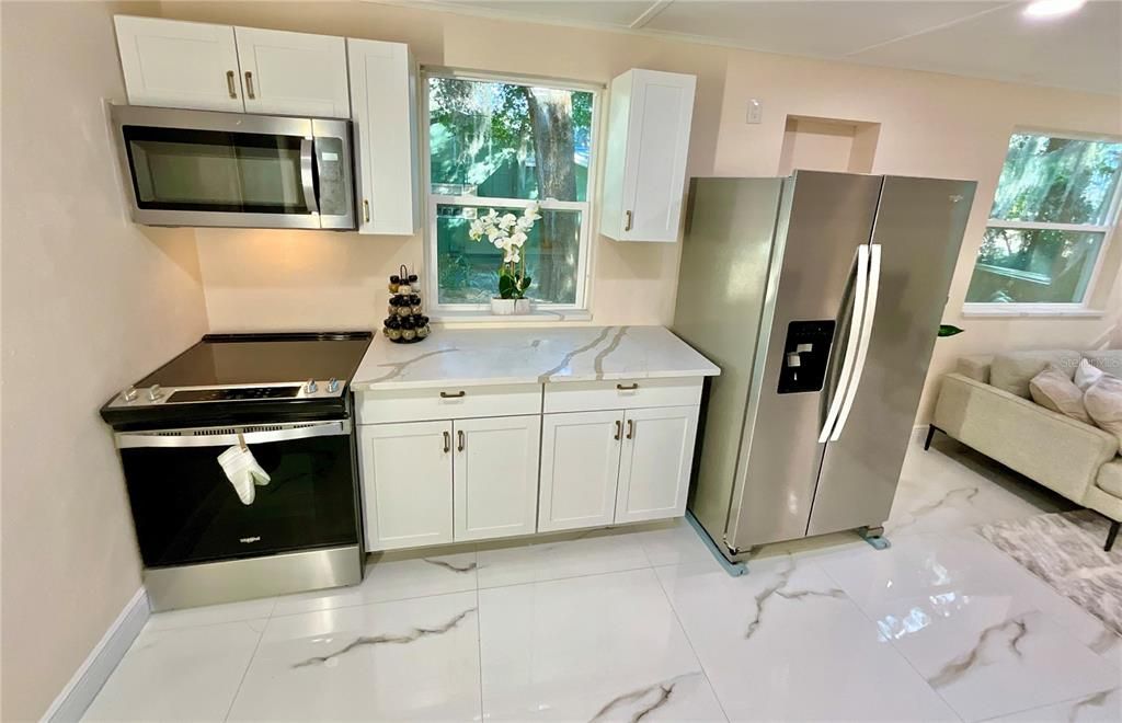 En Venta: $249,800 (2 camas, 2 baños, 1020 Pies cuadrados)