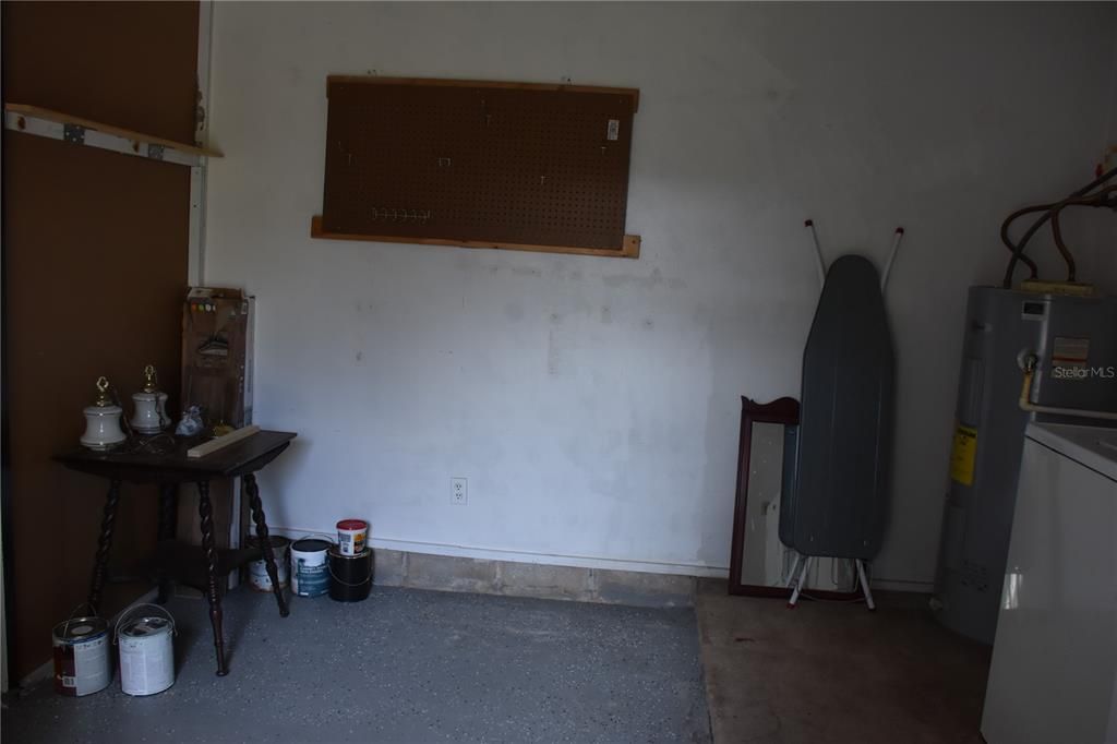 For Sale: $280,000 (3 beds, 2 baths, 1352 Square Feet)