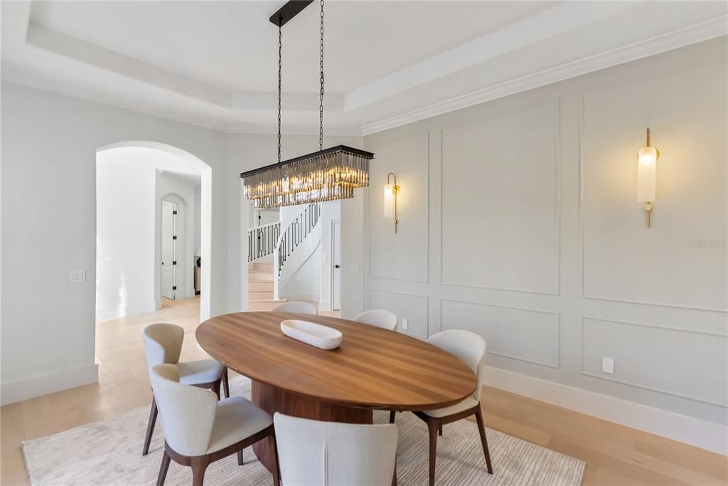 На продажу: $2,399,000 (6 спален, 5 ванн, 6092 Квадратных фут)