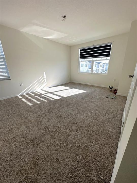 Activo con contrato: $259,600 (3 camas, 2 baños, 1452 Pies cuadrados)