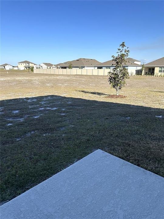 Activo con contrato: $259,600 (3 camas, 2 baños, 1452 Pies cuadrados)