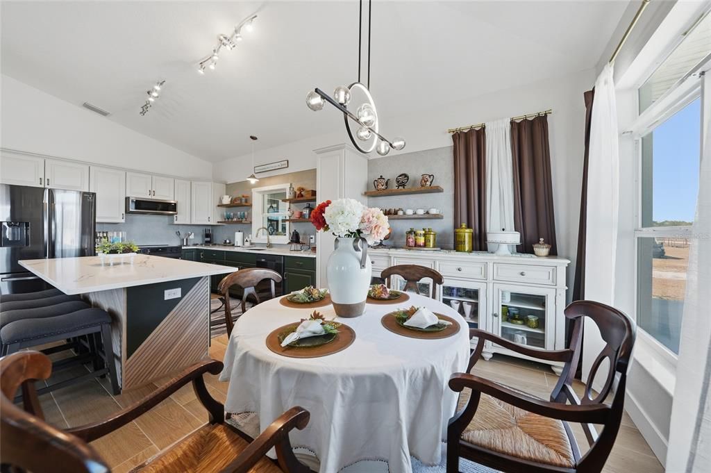 For Sale: $619,000 (3 beds, 2 baths, 2376 Square Feet)