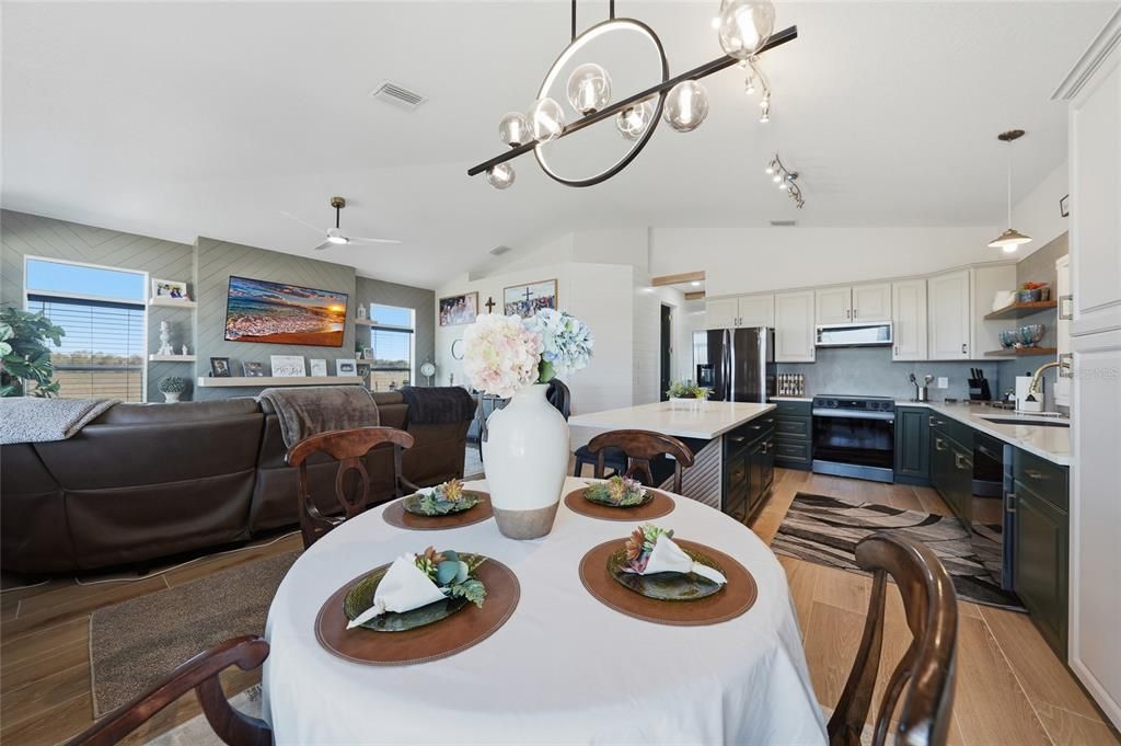 For Sale: $619,000 (3 beds, 2 baths, 2376 Square Feet)
