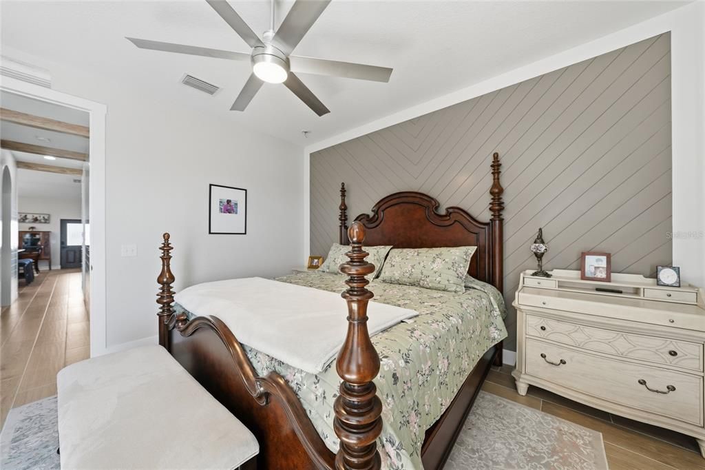 For Sale: $619,000 (3 beds, 2 baths, 2376 Square Feet)