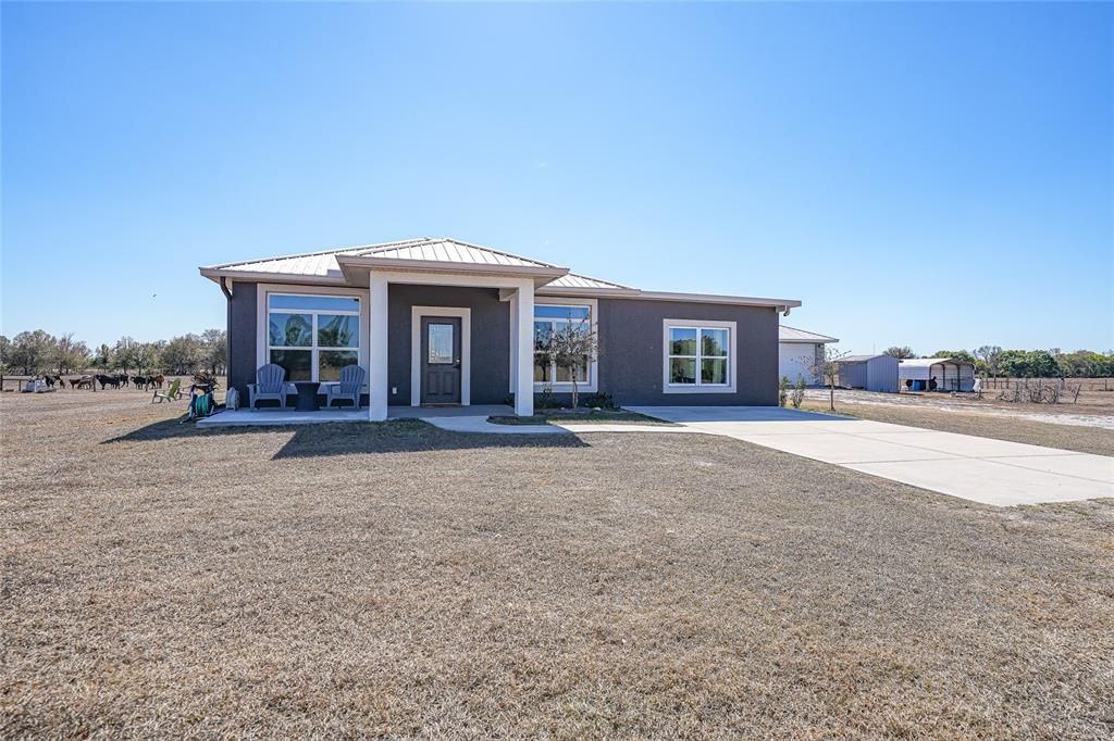 For Sale: $619,000 (3 beds, 2 baths, 2376 Square Feet)