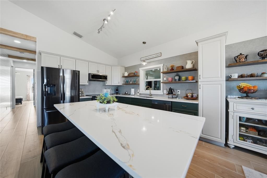 For Sale: $619,000 (3 beds, 2 baths, 2376 Square Feet)