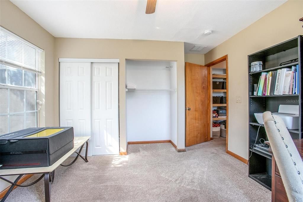 待售: $539,000 (4 贝兹, 2 浴室, 2074 平方英尺)