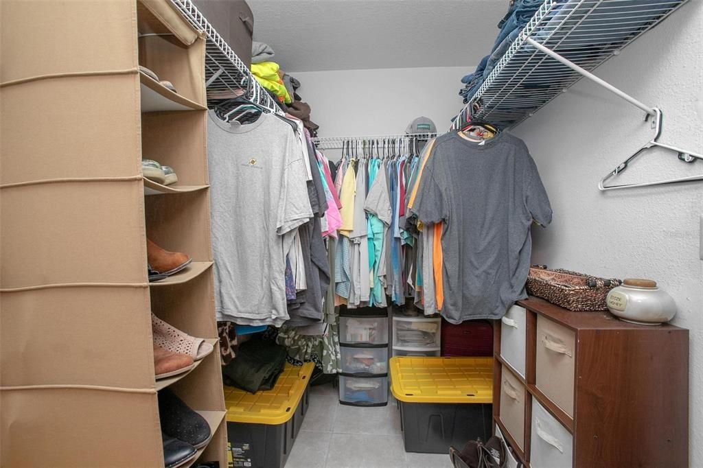 待售: $539,000 (4 贝兹, 2 浴室, 2074 平方英尺)