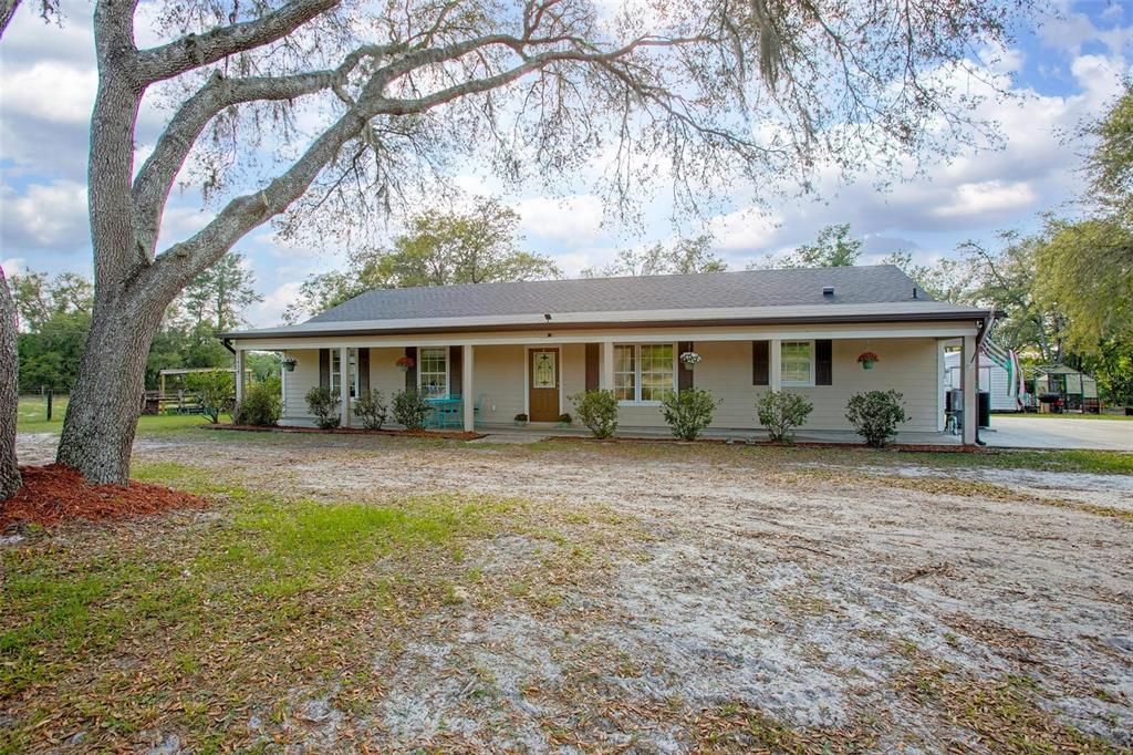 待售: $539,000 (4 贝兹, 2 浴室, 2074 平方英尺)