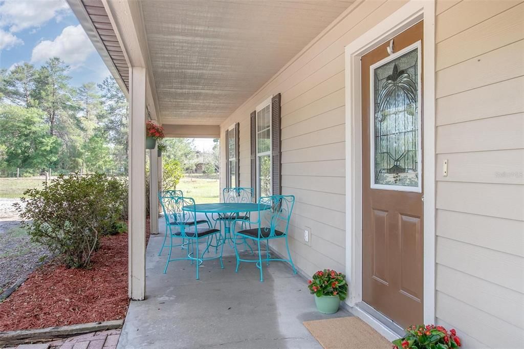 待售: $539,000 (4 贝兹, 2 浴室, 2074 平方英尺)