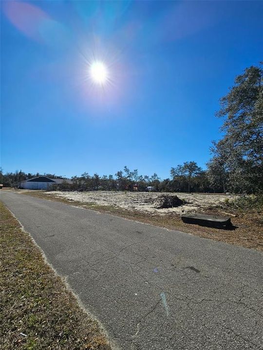En Venta: $130,000 (0.37 acres)