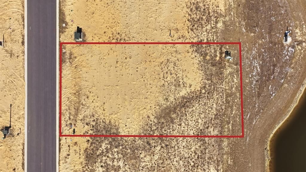 На продажу: $325,000 (0.26 acres)