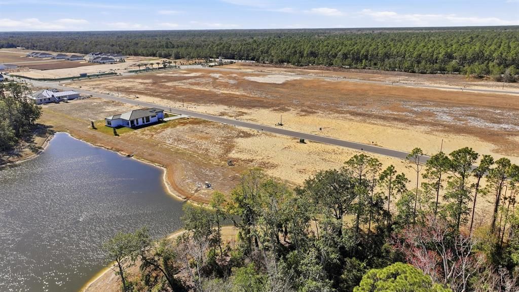 На продажу: $325,000 (0.26 acres)