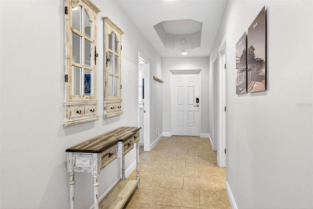 For Sale: $1,075,000 (3 beds, 3 baths, 1995 Square Feet)