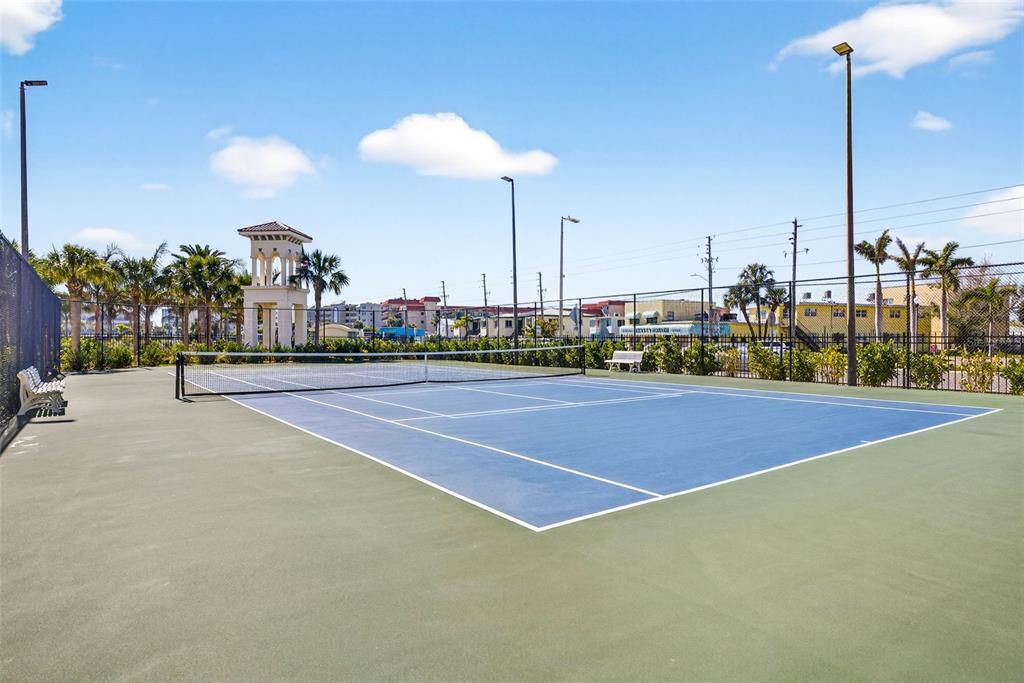 For Sale: $1,075,000 (3 beds, 3 baths, 1995 Square Feet)