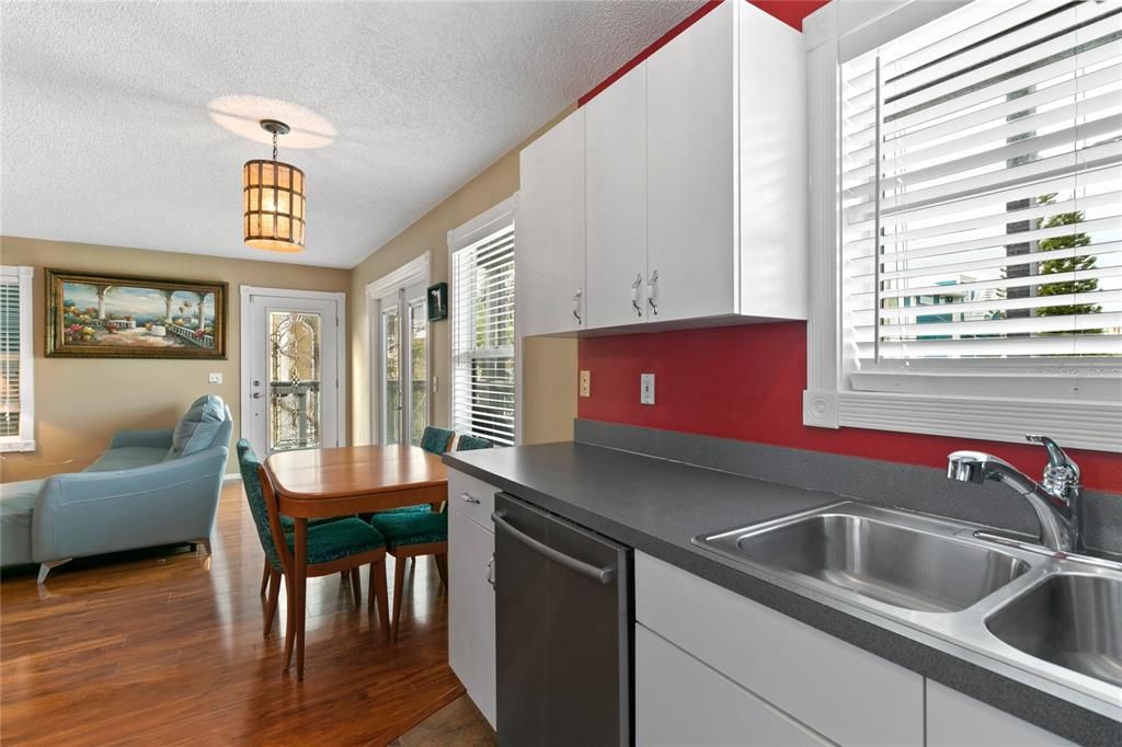 For Rent: $6,500 (2 beds, 2 baths, 1511 Square Feet)