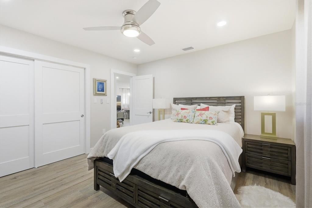 For Rent: $8,500 (3 beds, 2 baths, 2012 Square Feet)