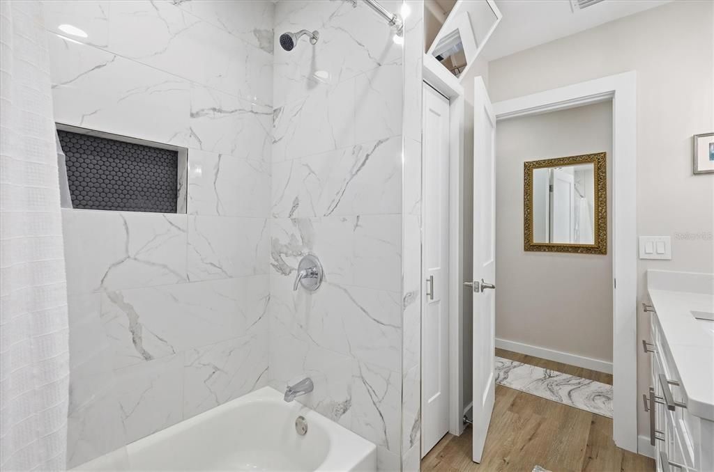 For Rent: $8,500 (3 beds, 2 baths, 2012 Square Feet)