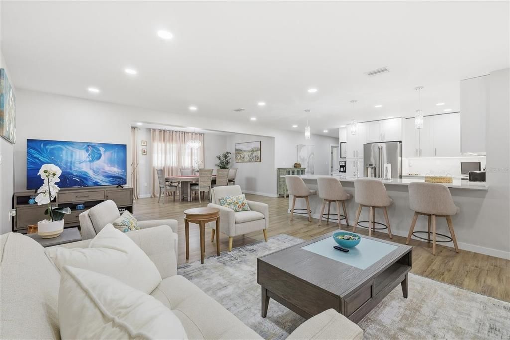 For Rent: $8,500 (3 beds, 2 baths, 2012 Square Feet)