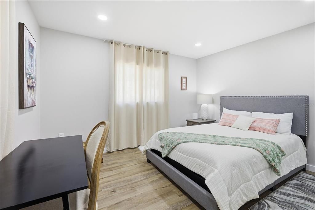 For Rent: $8,500 (3 beds, 2 baths, 2012 Square Feet)