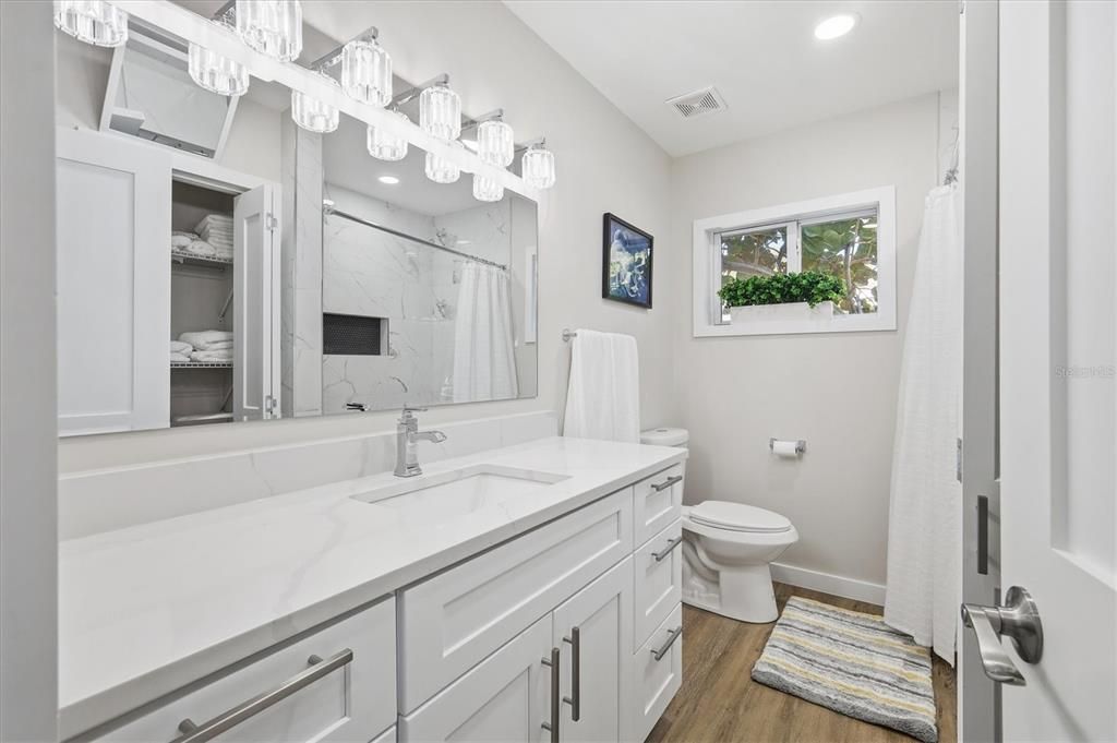 For Rent: $8,500 (3 beds, 2 baths, 2012 Square Feet)