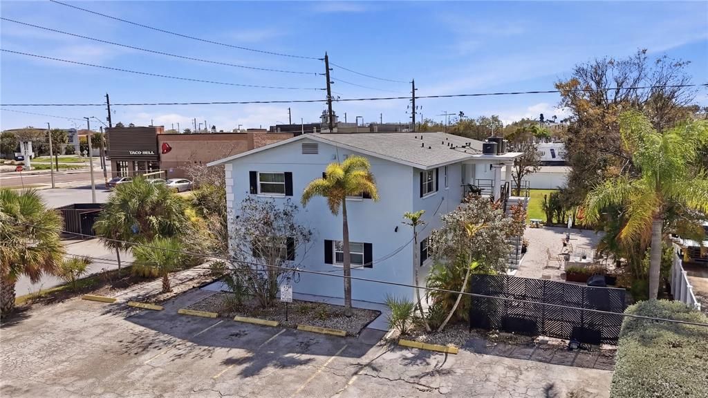 En Venta: $1,290,000 (8 camas, 0 baños, 3488 Pies cuadrados)