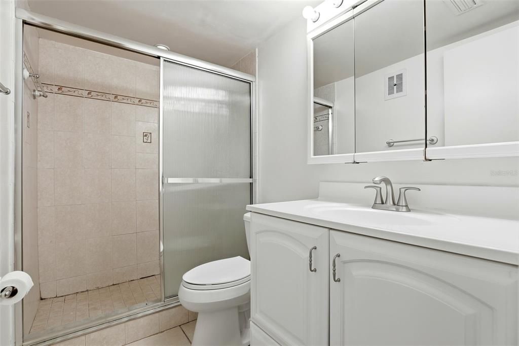 Activo con contrato: $139,500 (2 camas, 1 baños, 920 Pies cuadrados)