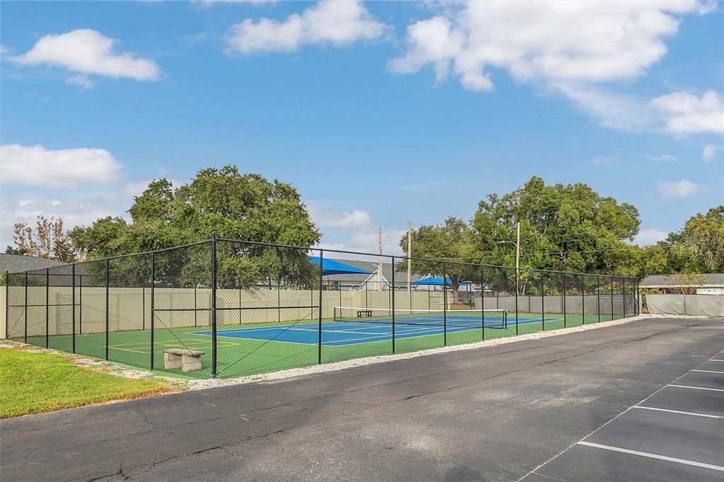Activo con contrato: $139,500 (2 camas, 1 baños, 920 Pies cuadrados)