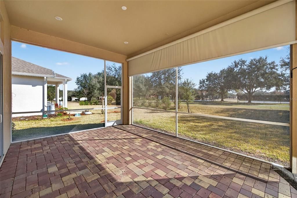 Active With Contract: $565,000 (3 beds, 2 baths, 2133 Square Feet)