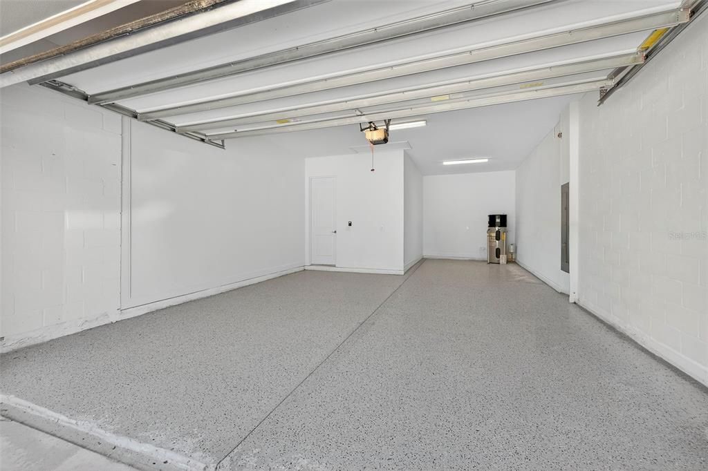 Active With Contract: $565,000 (3 beds, 2 baths, 2133 Square Feet)
