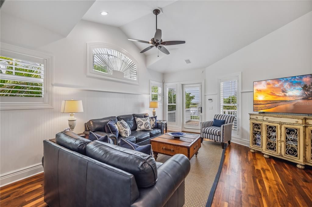 For Sale: $3,500,000 (4 beds, 4 baths, 3886 Square Feet)