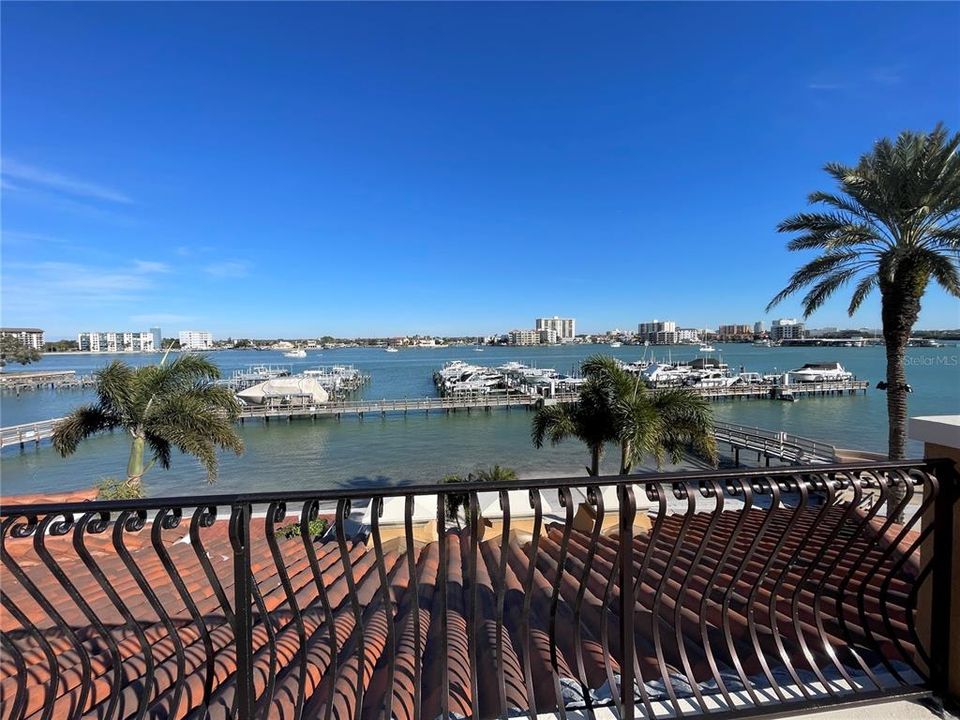 For Rent: $10,000 (3 beds, 3 baths, 2087 Square Feet)