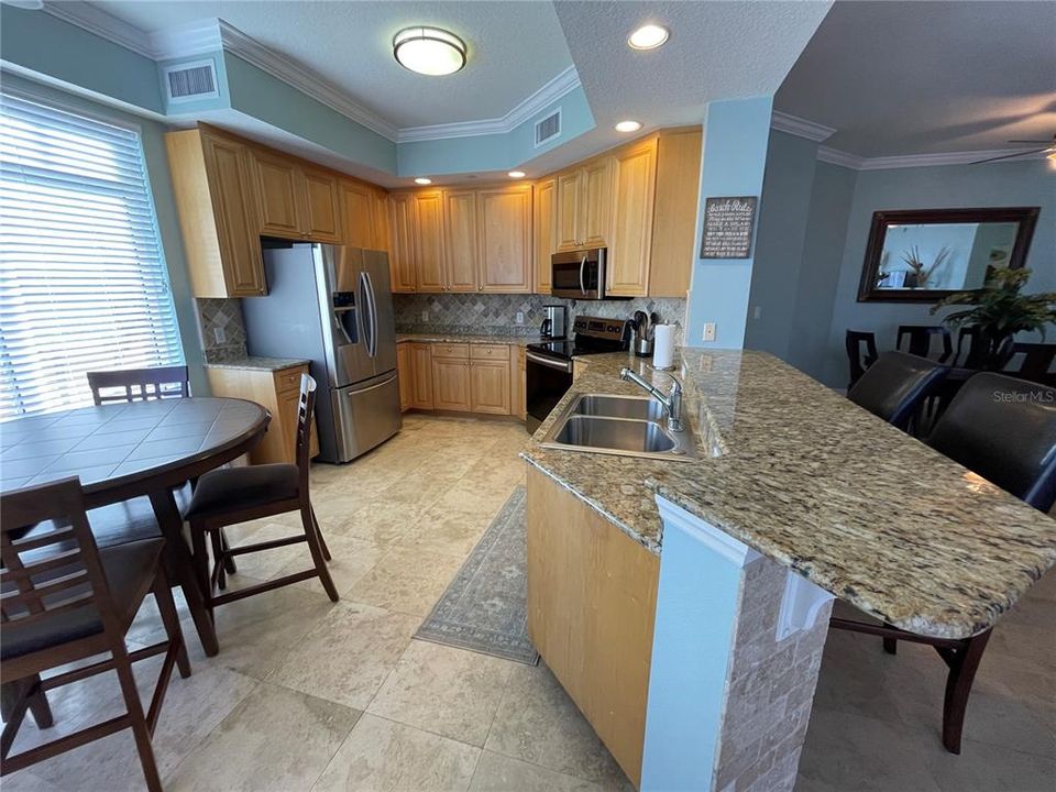 For Rent: $10,000 (3 beds, 3 baths, 2087 Square Feet)