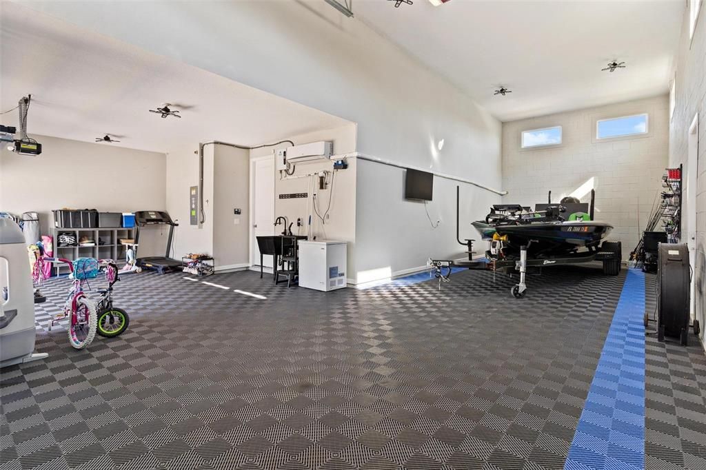 En Venta: $445,000 (4 camas, 2 baños, 2157 Pies cuadrados)