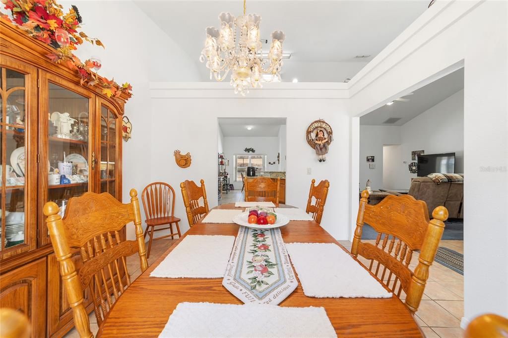 Active With Contract: $618,750 (6 beds, 3 baths, 2656 Square Feet)