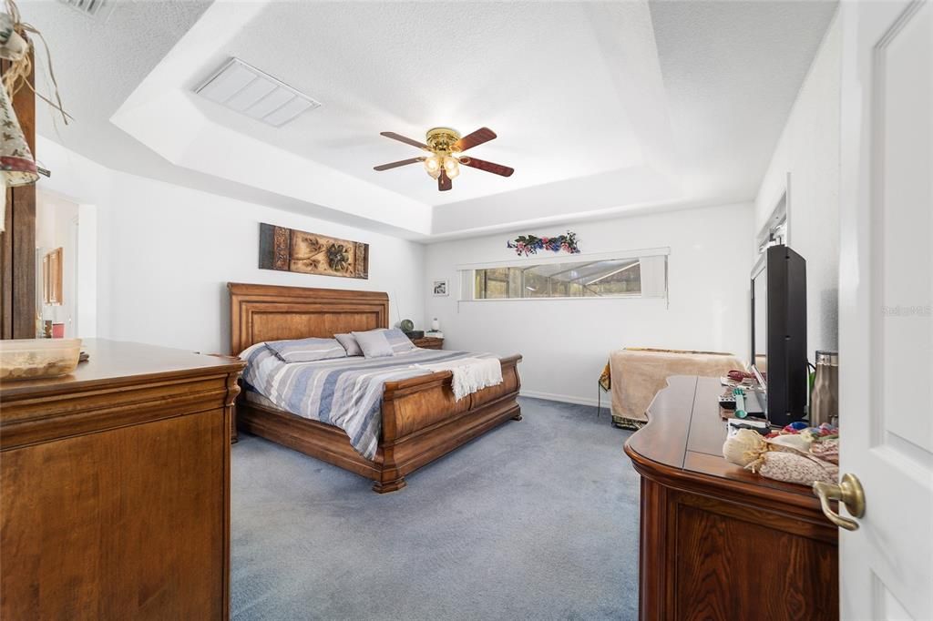 Active With Contract: $618,750 (6 beds, 3 baths, 2656 Square Feet)