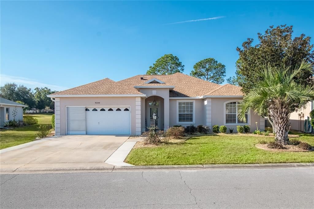 Recently Sold: $320,000 (3 beds, 2 baths, 1812 Square Feet)