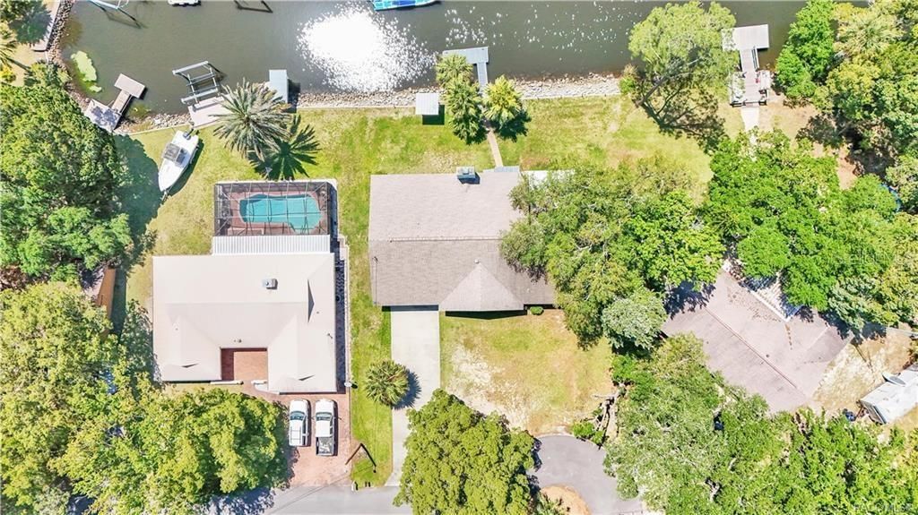 Activo con contrato: $429,000 (3 camas, 2 baños, 2006 Pies cuadrados)