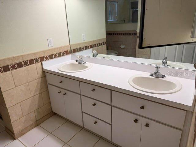 Activo con contrato: $179,000 (2 camas, 2 baños, 1080 Pies cuadrados)
