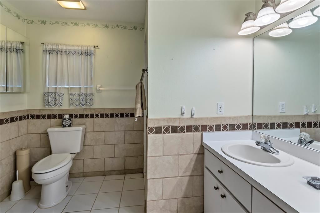 Activo con contrato: $179,000 (2 camas, 2 baños, 1080 Pies cuadrados)