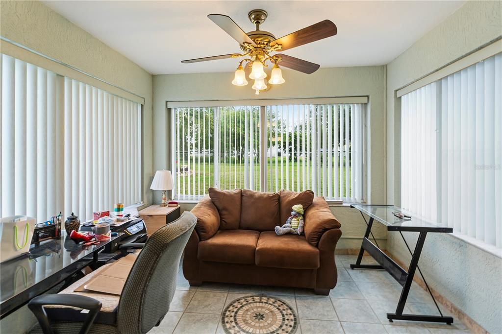 Activo con contrato: $179,000 (2 camas, 2 baños, 1080 Pies cuadrados)