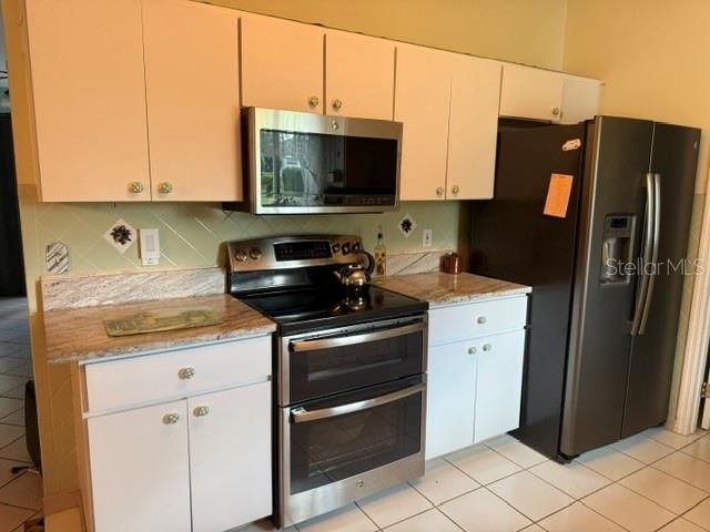 Activo con contrato: $179,000 (2 camas, 2 baños, 1080 Pies cuadrados)