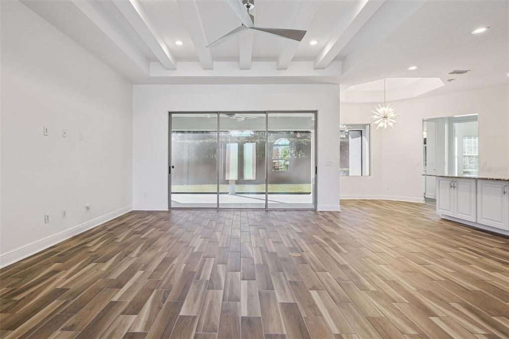 For Sale: $1,075,000 (4 beds, 3 baths, 2650 Square Feet)
