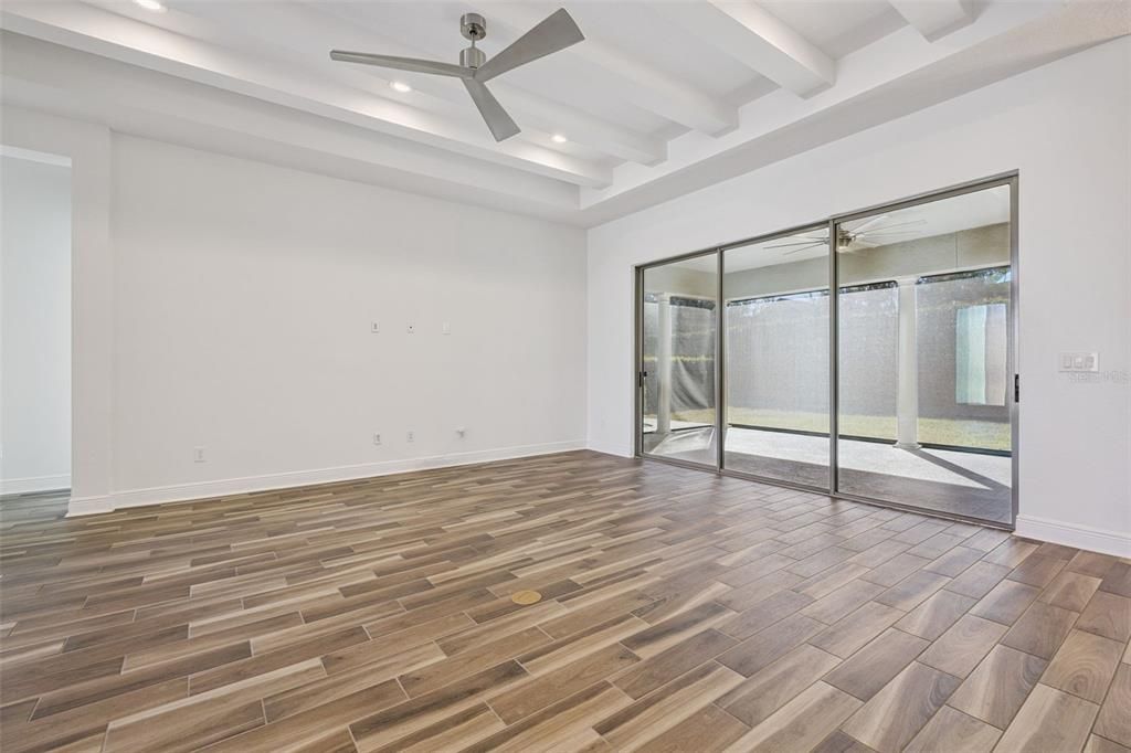 For Sale: $1,075,000 (4 beds, 3 baths, 2650 Square Feet)