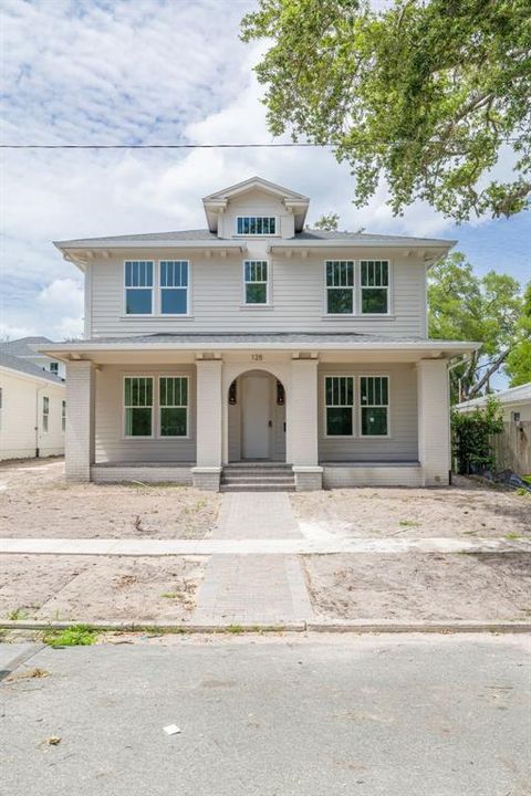 En Venta: $1,495,000 (5 camas, 3 baños, 3067 Pies cuadrados)