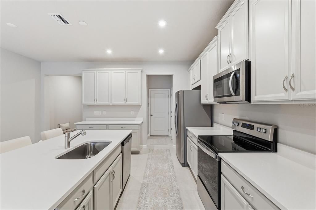 For Sale: $379,500 (3 beds, 2 baths, 1680 Square Feet)