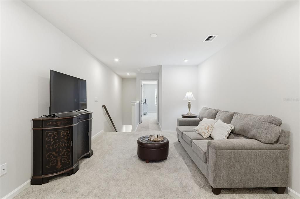 For Sale: $379,500 (3 beds, 2 baths, 1680 Square Feet)
