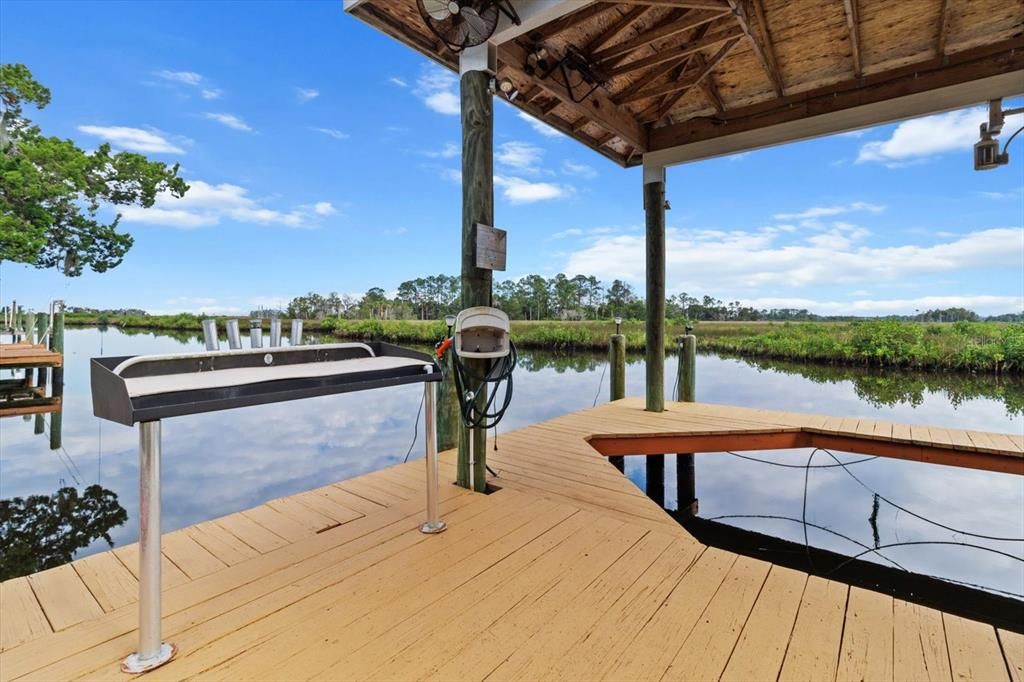 En Venta: $499,000 (3 camas, 2 baños, 1982 Pies cuadrados)