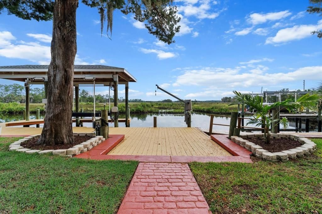 En Venta: $499,000 (3 camas, 2 baños, 1982 Pies cuadrados)