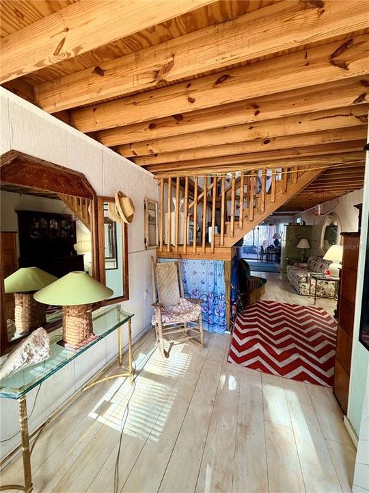 待售: $168,500 (2 贝兹, 2 浴室, 720 平方英尺)